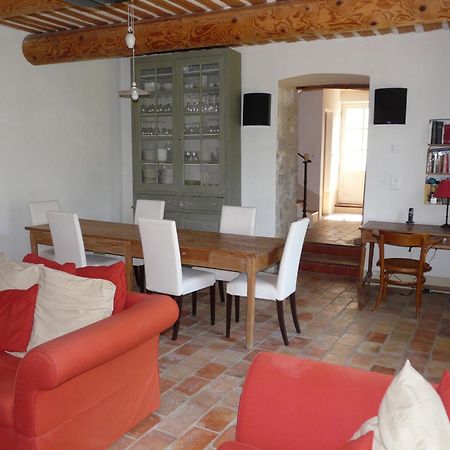 Вилла 19Th Century Provencal Mas With Pool In Provence In The Luberon, Sleeps 6 Лакост Экстерьер фото