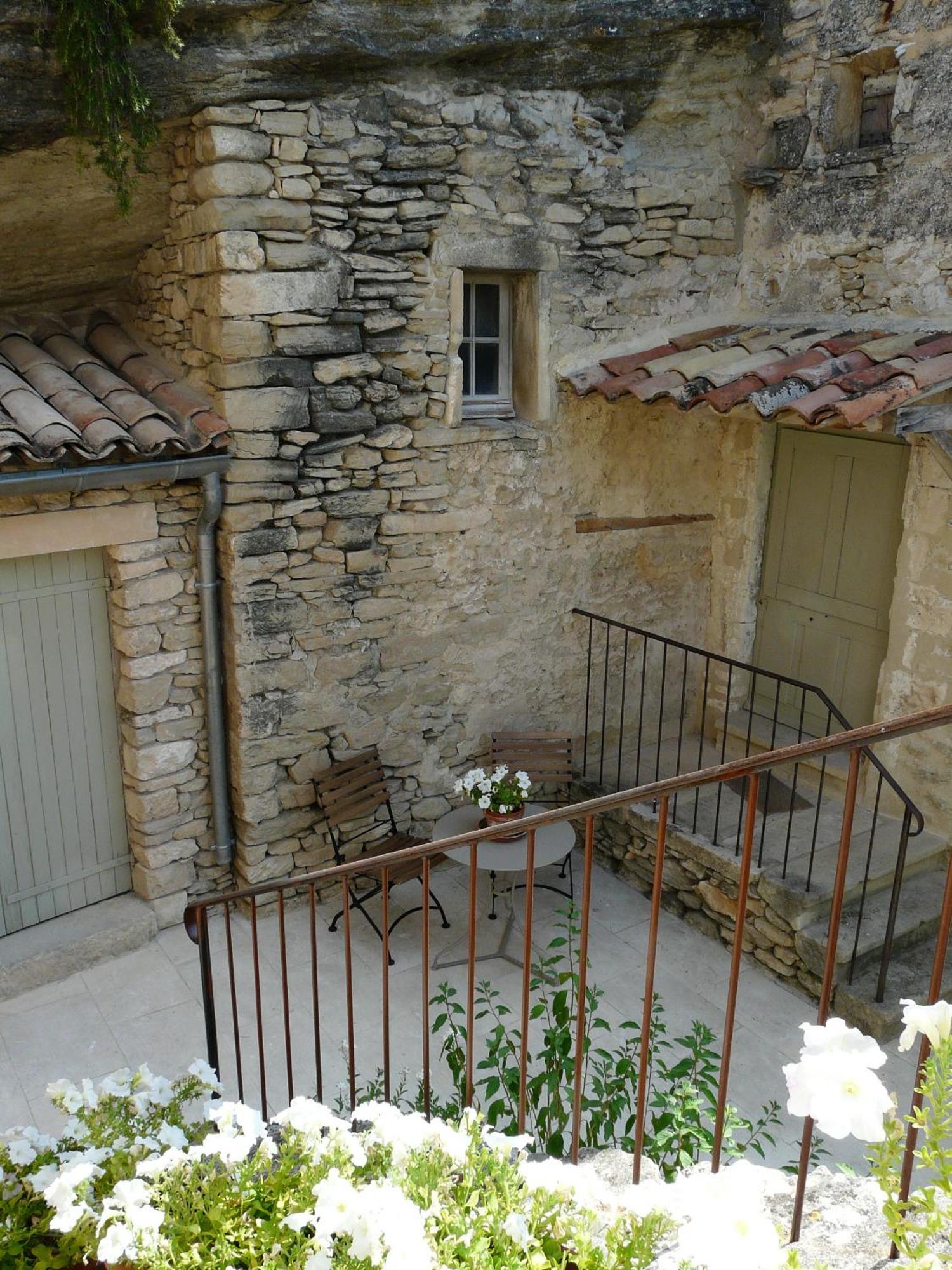 Вилла 19Th Century Provencal Mas With Pool In Provence In The Luberon, Sleeps 6 Лакост Экстерьер фото