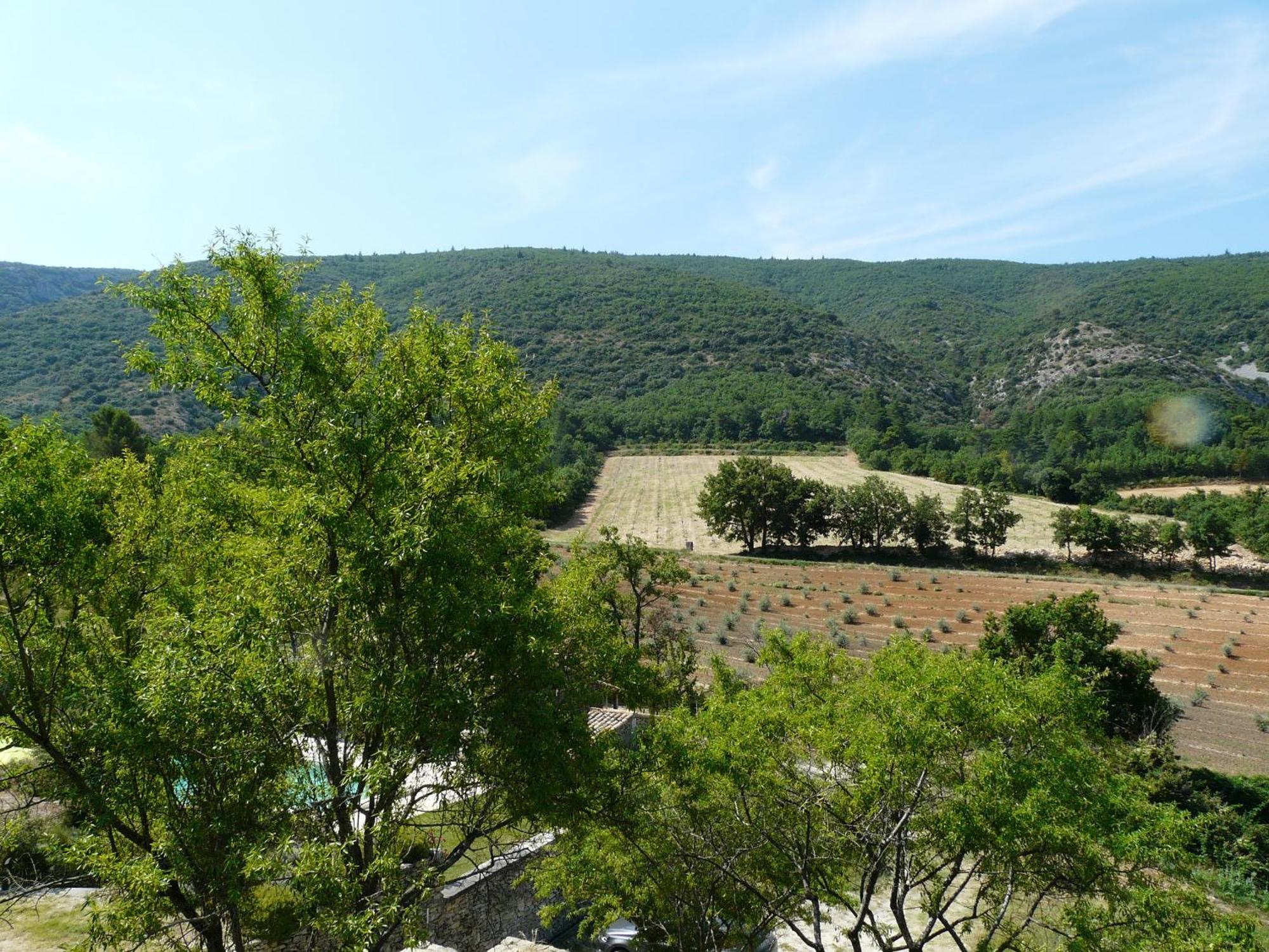 Вилла 19Th Century Provencal Mas With Pool In Provence In The Luberon, Sleeps 6 Лакост Экстерьер фото