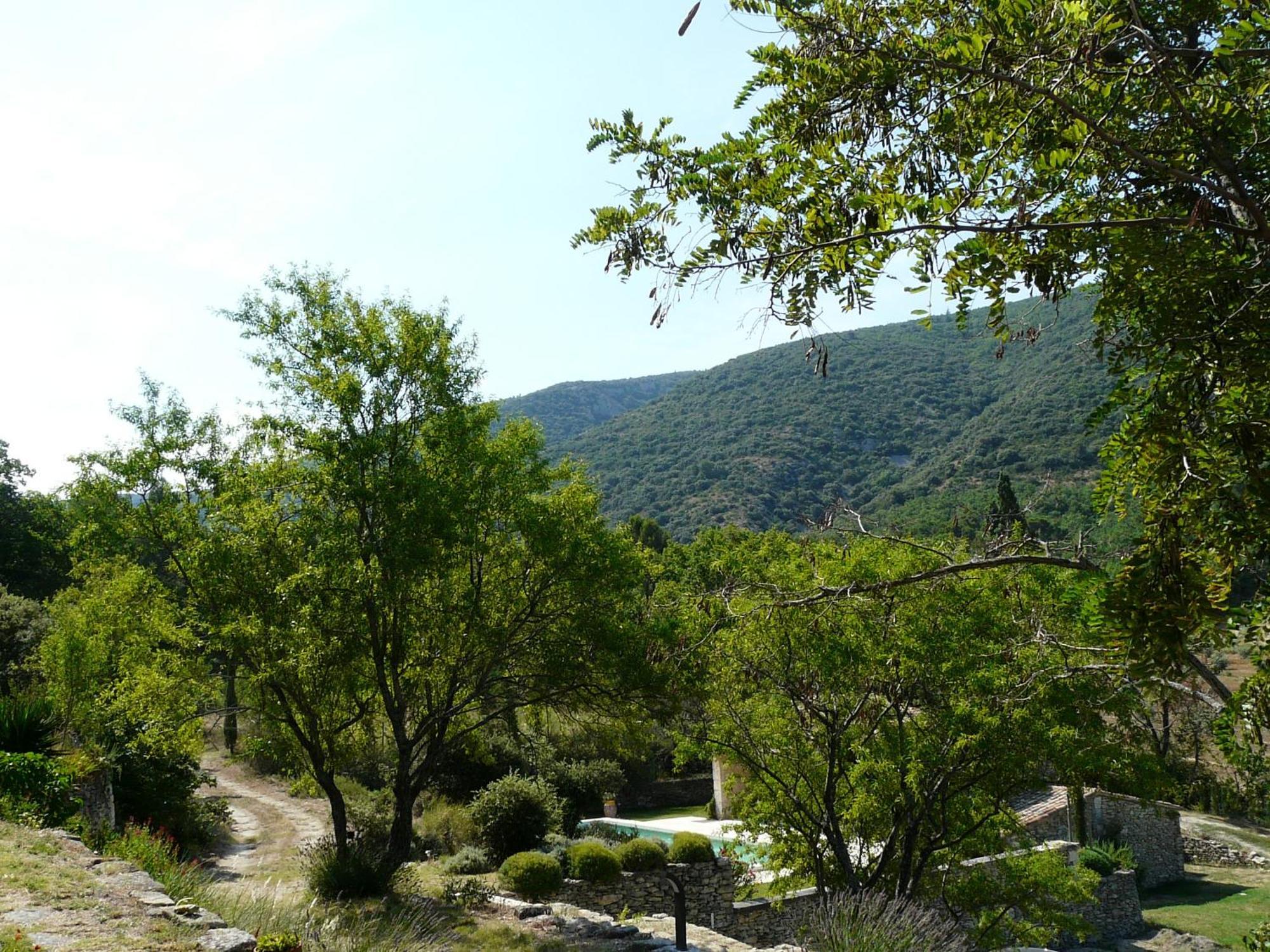 Вилла 19Th Century Provencal Mas With Pool In Provence In The Luberon, Sleeps 6 Лакост Экстерьер фото